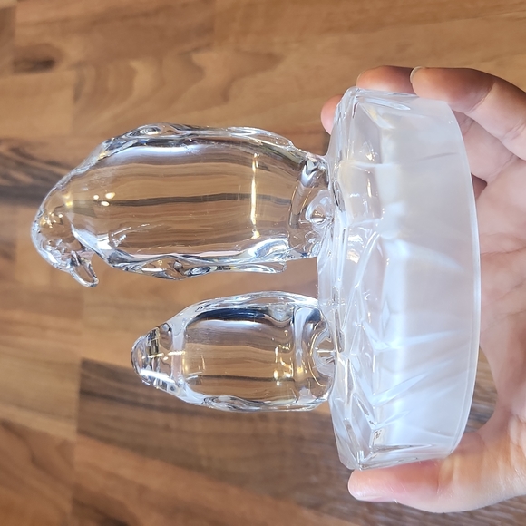 Royal Crystal Mother & Baby Penguin On Frosted Base Paperweight - Picture 6 of 14